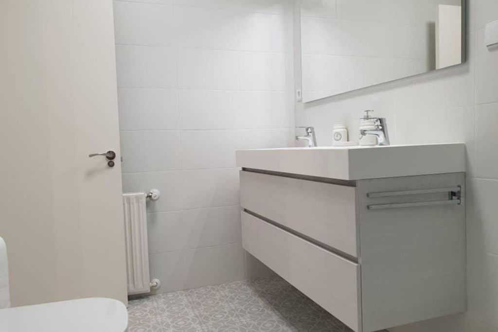 Nuevo-Casco Historico-Parking Gratuito. Apartment Oviedo Ngoại thất bức ảnh