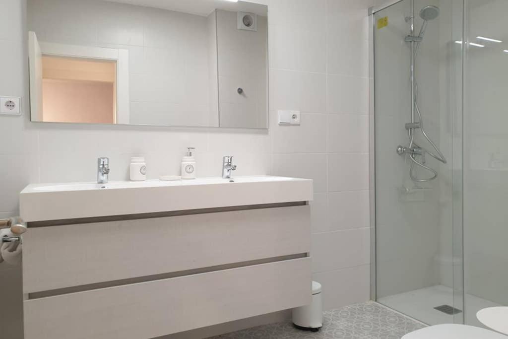 Nuevo-Casco Historico-Parking Gratuito. Apartment Oviedo Ngoại thất bức ảnh
